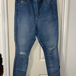 Stylish Blue Skinny Jeans for Women